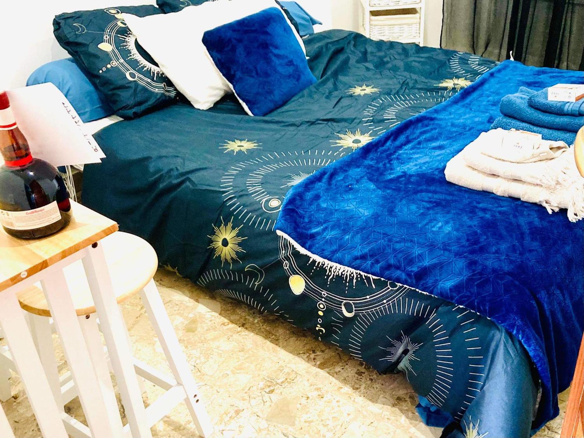 Location Chambre Avec Salle De Bain Et Partie Commune Sea View & Mountain View Renting 1 Of 3 Bedrooms With Shared Common Space 3 Bdrm Apt Not 1 Bdrm Plus Clime Ou Ac Bastia  Exterior photo